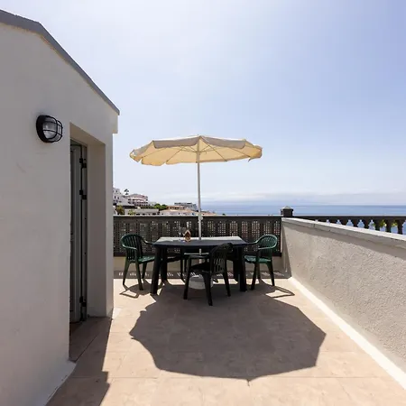 Апартаменты The Harbour Club *
