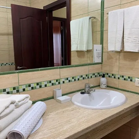 The Harbour Club Apartamento *