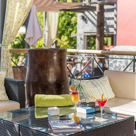 The Harbour Club Appartement *